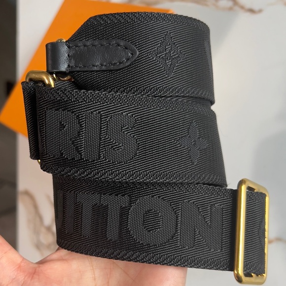 Louis Vuitton Black Strap with Gold Hardware - Picture 13 of 16